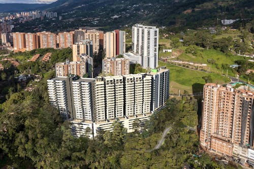 Portada de Tierra Grata Bruja Mágica