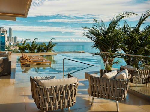 Portada de Amalfi Tower