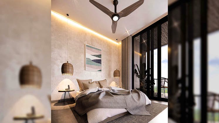 un dormitorio con mesa y lámpara, buena ventilación natural, muebles