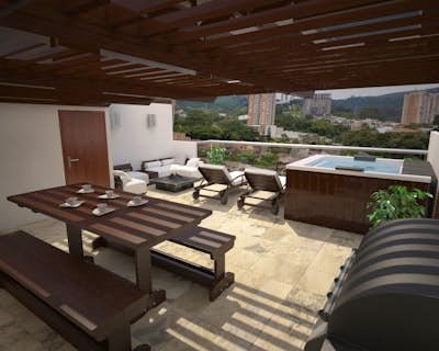 un balcón con piscina, buena ventilación natural, zona de estar, muebles